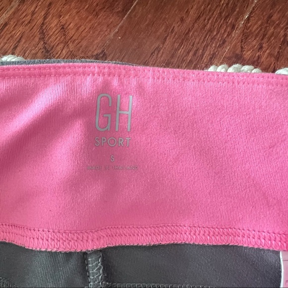 🏷️SALE!!{Gilly Hicks Sport} Athletic Leggings - Picture 3 of 6